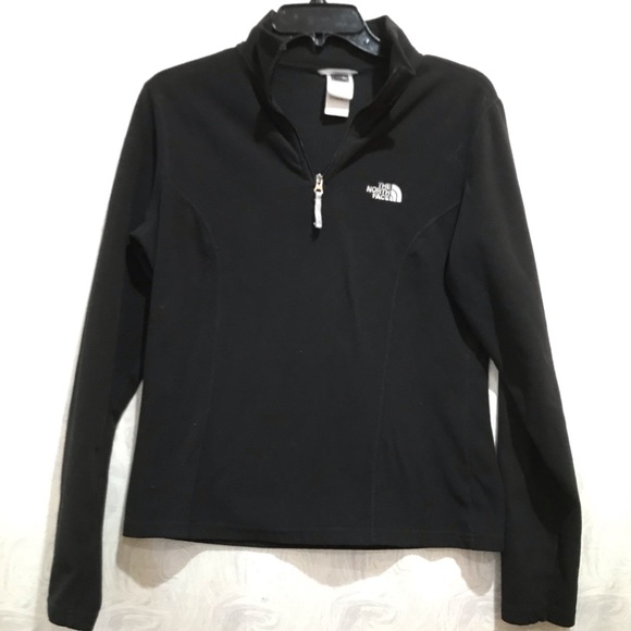 The North Face Sweaters - The North face lightweight fleece pullover sweater